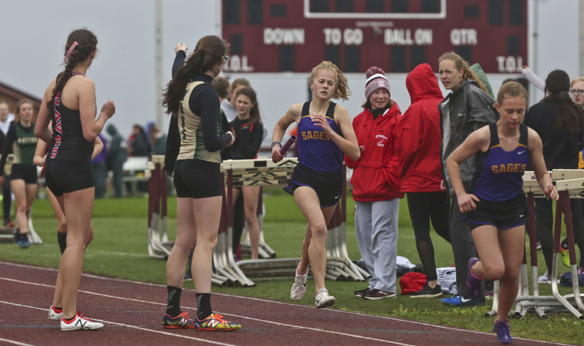 Class 2A Tolono Sectional 40 5.09.19.JPG